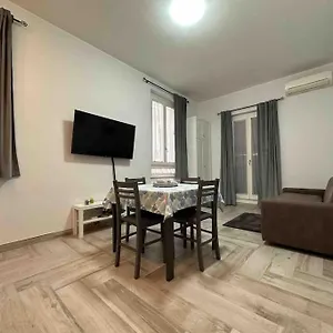 Appartement Family Flat Near Metro A, Rome